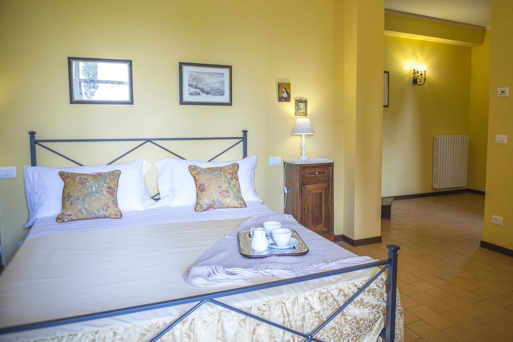 Tenuta Macetona Celle sul Rigo Chambre photo
